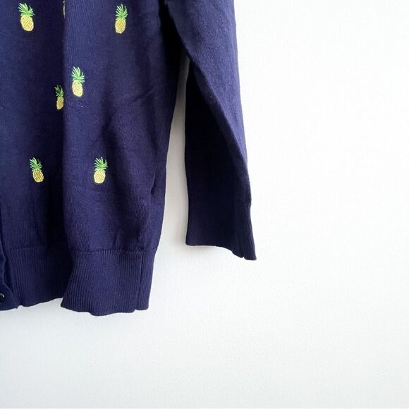 Cable & Gauge Pineapple Cardigan Navy Blue Buttons Women's M Embroidered - Picture 3 of 9